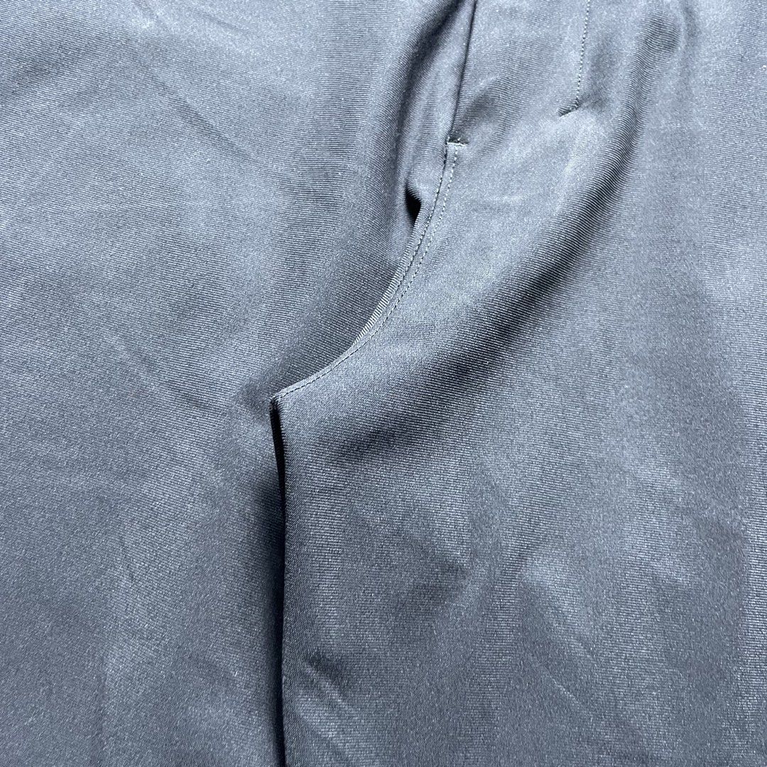 LULULEMON TROUSER PANTS (Category: Trousers) located in Manila. Submitted by revise.ph_ (Listing ID 1464753893, Image 3). Description: LULULEMON TROUSER PANTS Made in BANGLADESH Tagged Size :36 Dimension Waist:38 Length:40 Inseam:29 Rise:14 Leg opening:7.2 No issue Price:2,000 Free shipping via JNT.
