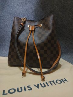 (Kategori: ) berada di . Dikirim oleh secondthriftbranded (ID iklan 1464602842, Gambar 1). Deskripsi: .