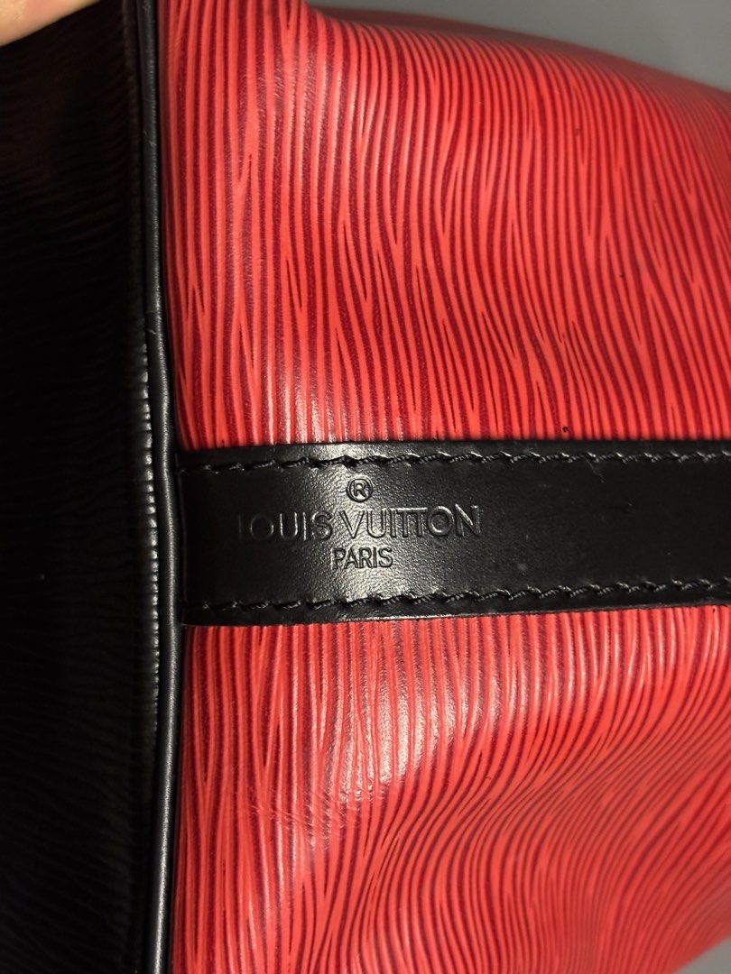 Lv Noe Bucket Bag (Authentic) (Category: Luxury Bags & Wallets) located in Cavite. Submitted by playerscollection (Listing ID 1464590744, Image 2). Description: LV NOE BUCKET BAG VERYGOOD CONDITION No major flaws 17,500 or best offer pass po sa lowball AUTHENTIC DASMARINAS LOCATION READY TO SHIP ANYTIME LALAMOVE PWEDE DIN PO .