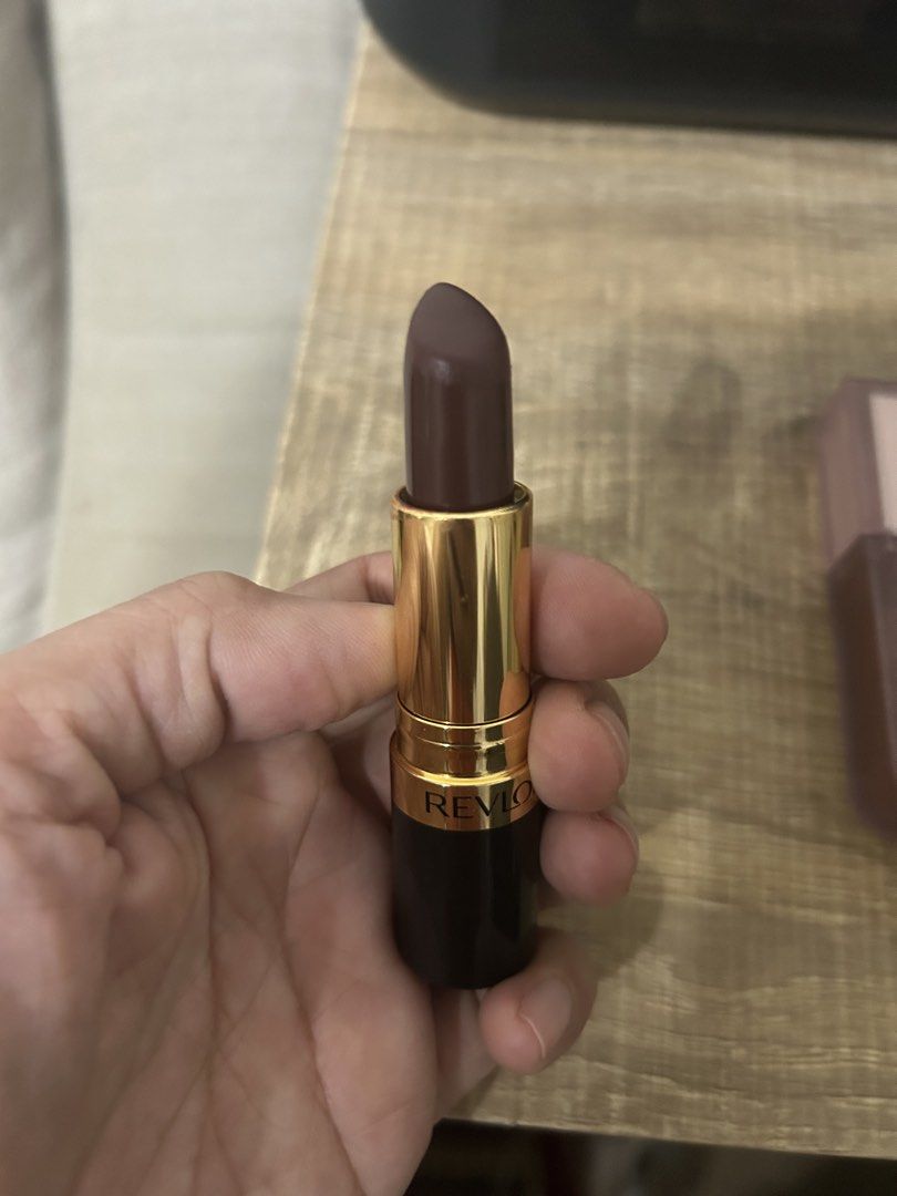 MAC BLK REVLON (Category: Makeup) located in Manila. Submitted by 2025declutterring (Listing ID 1464693046, Image 2). Description: SHADE: * MAC 815 Paramount * MAC 515 Truth Be Told * blk Seashell — Soft Blur Matte Tint * blk Lush — Soft Blur Matte Tint Purchased this year. Rarely used. Natambak na lang. Selling as a bundle only. .