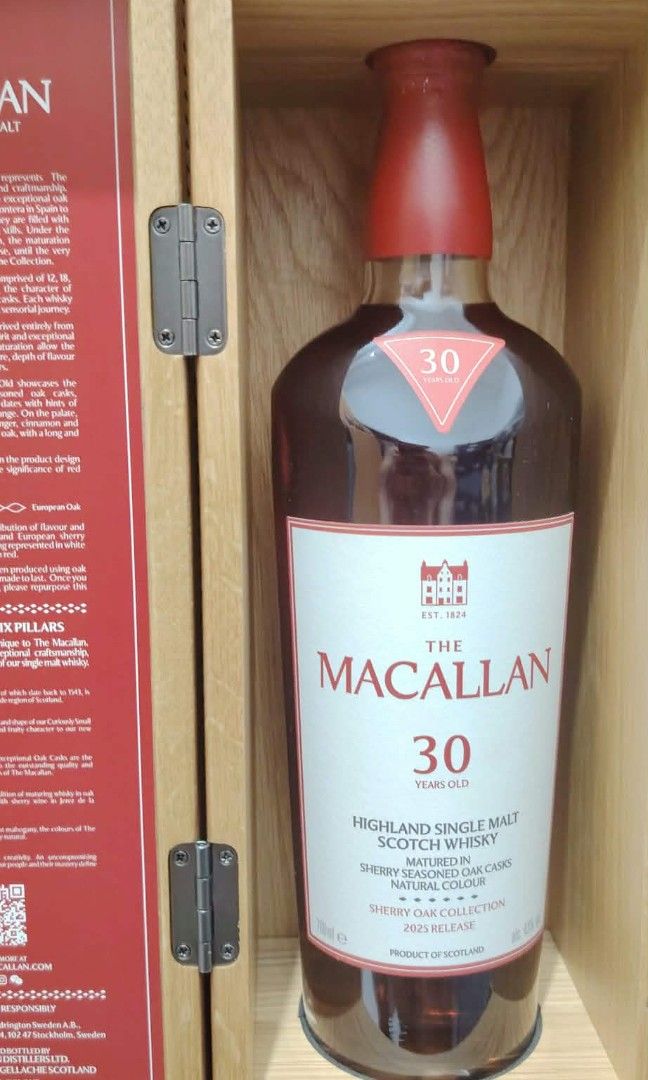 macallan 30 years (Category: Beverages) located in Manila. Submitted by dess0524 (Listing ID 1464674429, Image 3). Description: check all meet up gift for my wife for japan.