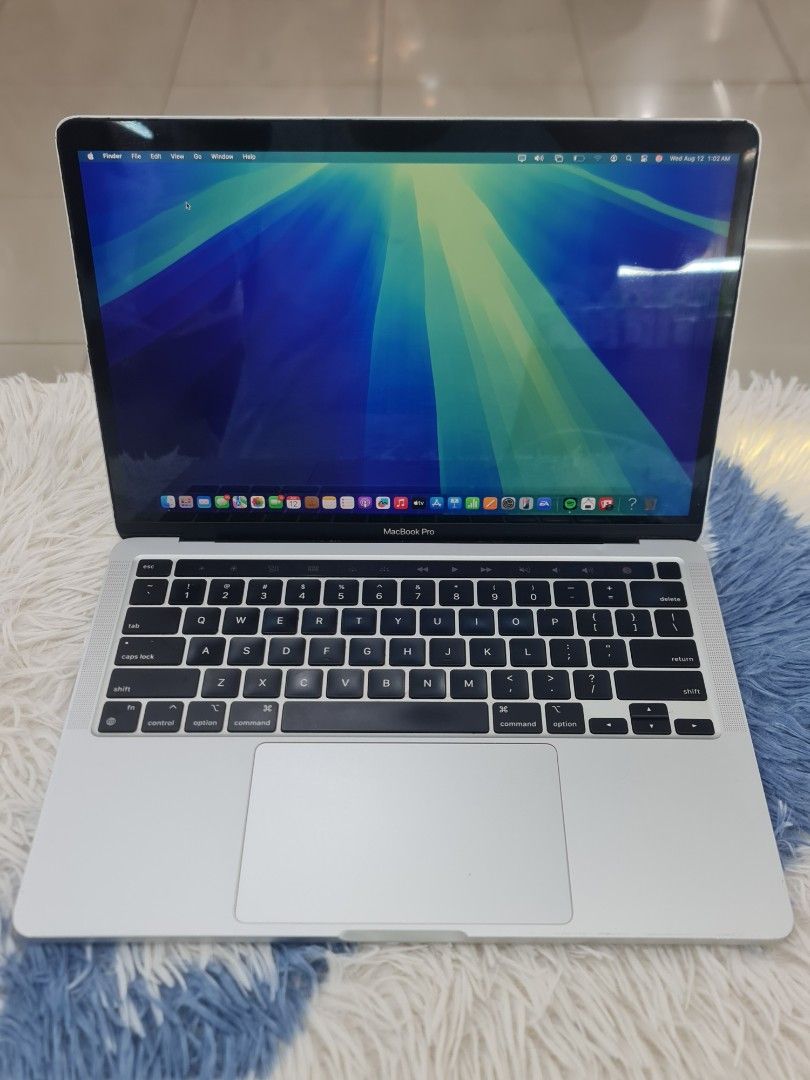 Macbook Pro 2022 M2 Touchbar (Category: Laptops & Notebooks) located in Caloocan City. Submitted by roselpaddayuman87 (Listing ID 1464588078, Image 1). Description: Macbook Pro 2022 Silver M2 chip With 8-core CPU and 10-core GPU 16 core neutral engine 8GB unified memory 256GB SSD - Storage macOS Sequoia version 15.6 Touch ID sensor 13.3-inch diagonal LED Backlit display with IPS technology Truetone Touchbar 83% Batthealth No issue No scratches No