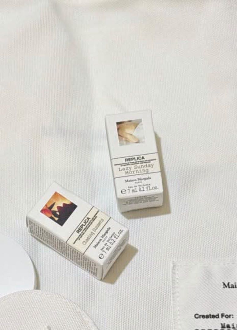 Maison Margiela Replica Fragrances Tote Bag & Samples (Category: Tote Bags) located in Manila. Submitted by scimihx (Listing ID 1464635413, Image 1). Description: - Includes 2 Replica fragrance samples: Lazy Sunday Morning & Chasing sunsets - Ideal set for experiencing Maison Margiela scents - Bag features a printed label on the front pocket.