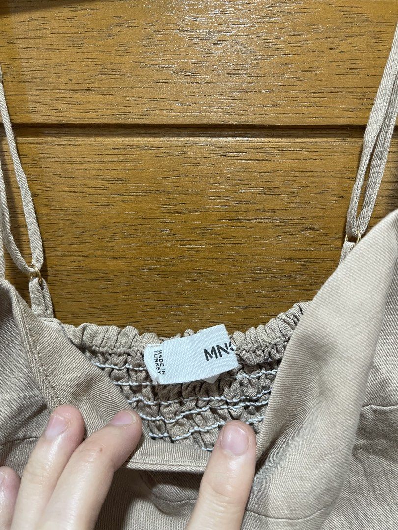 Mango sand-color keyhole top (Category: Others Tops) located in Baguio. Submitted by pawsome_closet (Listing ID 1464711017, Image 3). Description: Small.