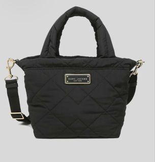 （分類：）位於 。 由 sishibuy 提交（商品編號 1464739806，圖片 1）。簡介： 。