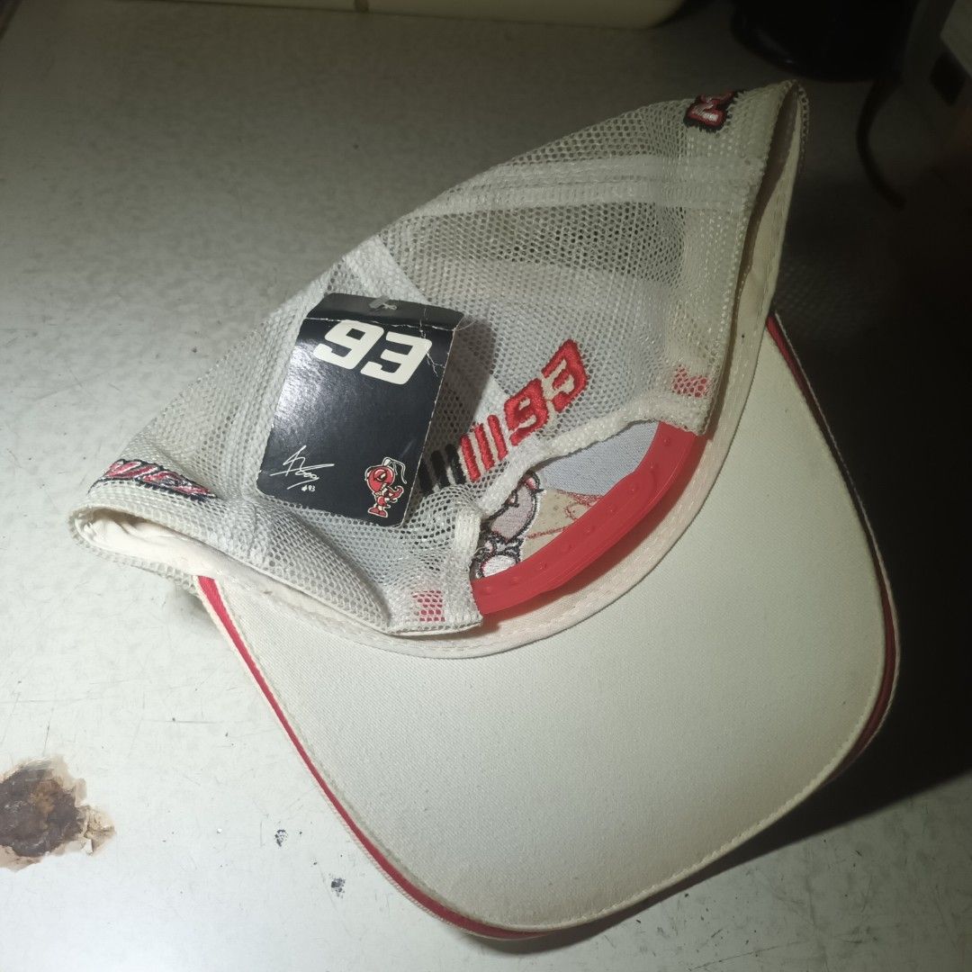 Marc Marquez 93 Official Apparel Cap (Category: Caps & Hats) located in Manila. Submitted by itsnik444 (Listing ID 1464586486, Image 2). Description: .