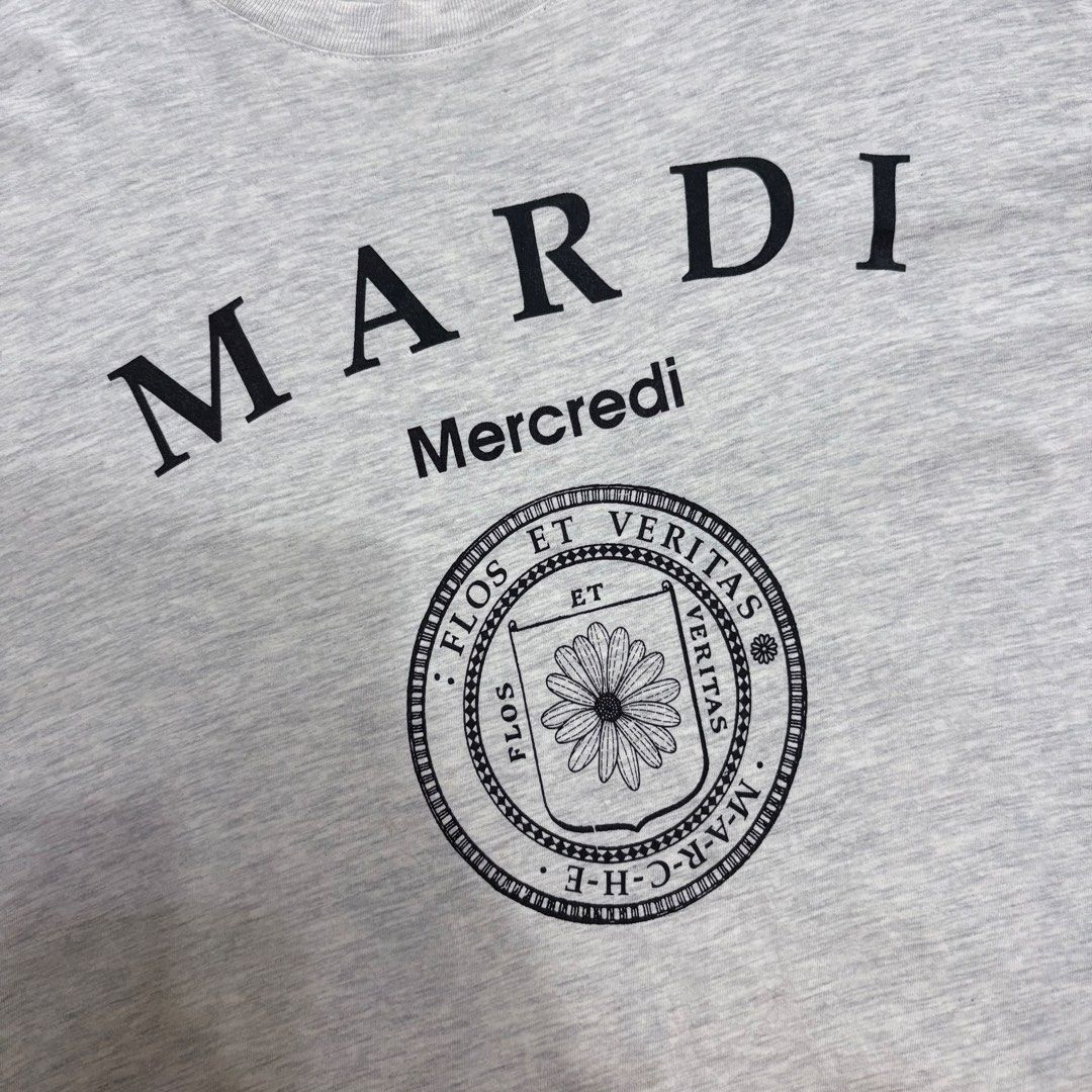 Mardi Mercredi University Logo (Category: Shirts) located in Bacolod City. Submitted by treasurehuntsv2 (Listing ID 1464570877, Image 2). Description: Mardi University Logo Tee Condition – excellent Color Rate –9.5/10 Flaws – None ✅ Size: Dimensions: Width – 21 Length –27 .