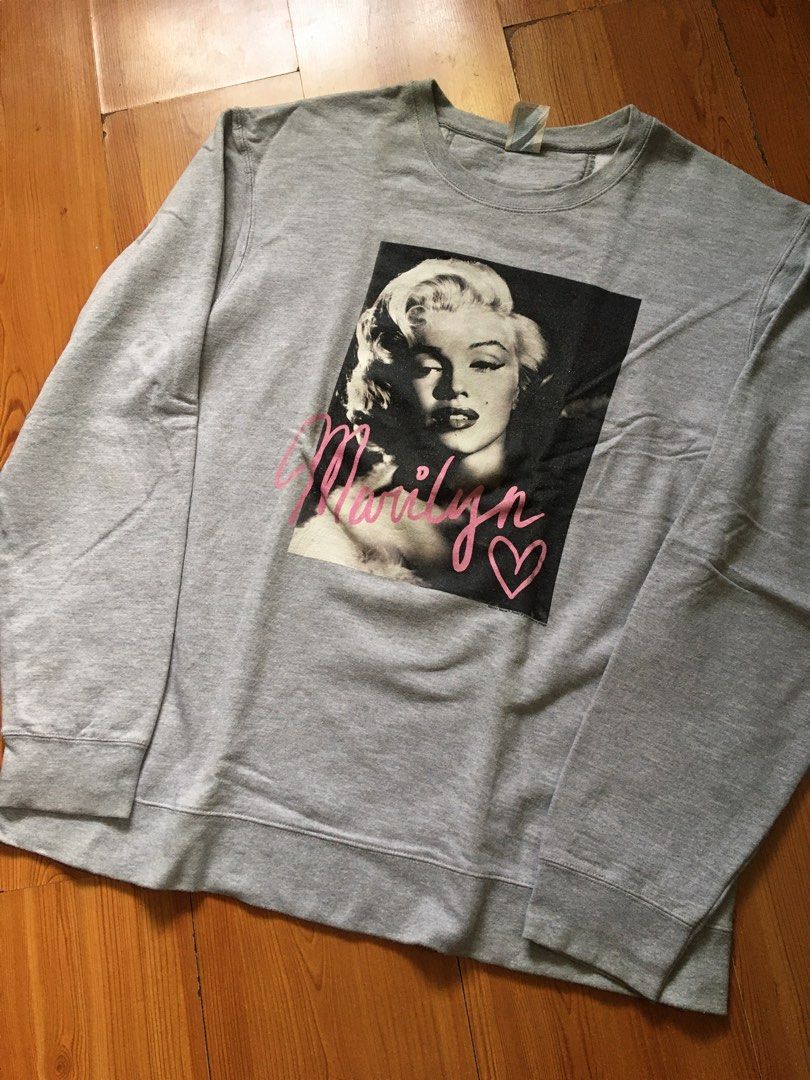 Marilyn monroe pullover (Category: Shirts) located in San Juan City. Submitted by sashoppeepipi (Listing ID 1464767977, Image 2). Description: .