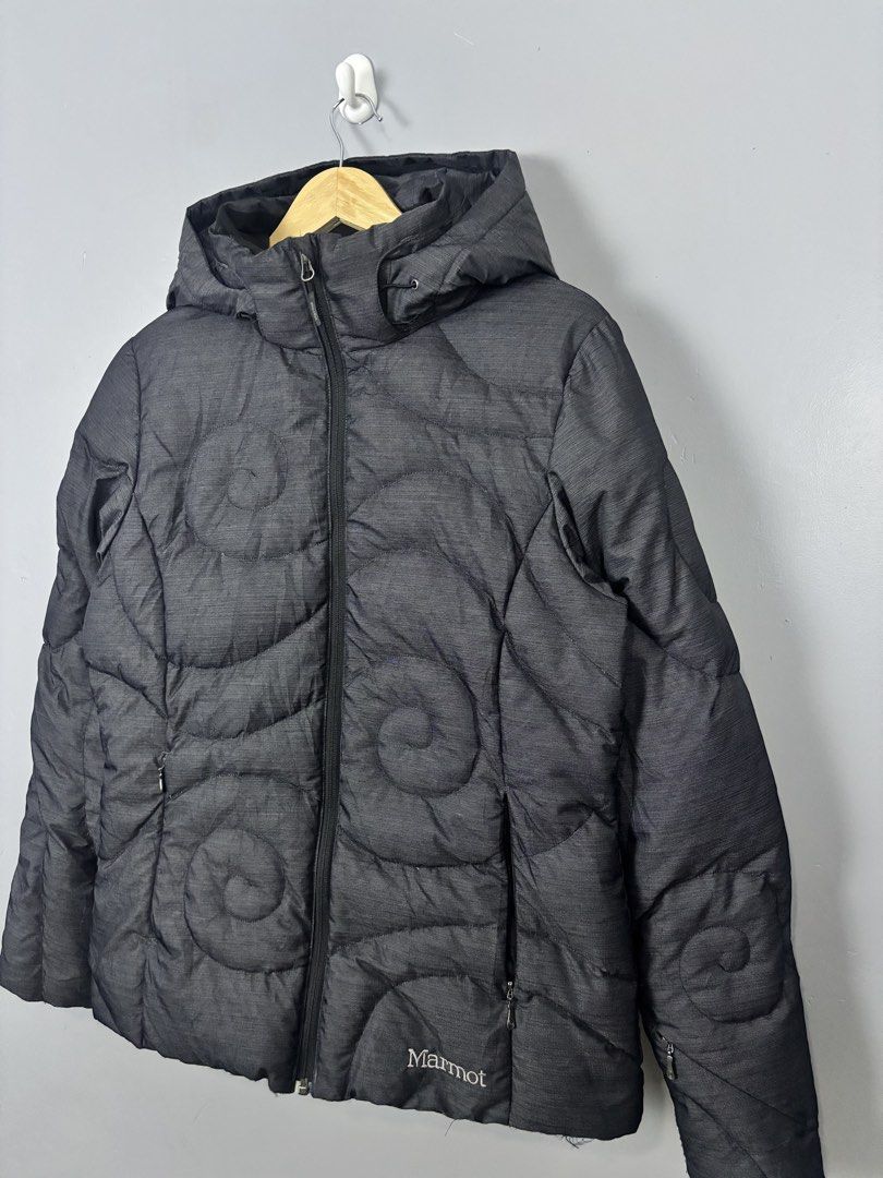 Marmot Down Puffer Jacket with Hood (Category: Coats, Jackets and Outerwear) located in Mabalacat. Submitted by doughnutthrift (Listing ID 1464661441, Image 2). Description: MARMOT PUFFER JACKET Excellent condition W- 21” L- 26” No issues.