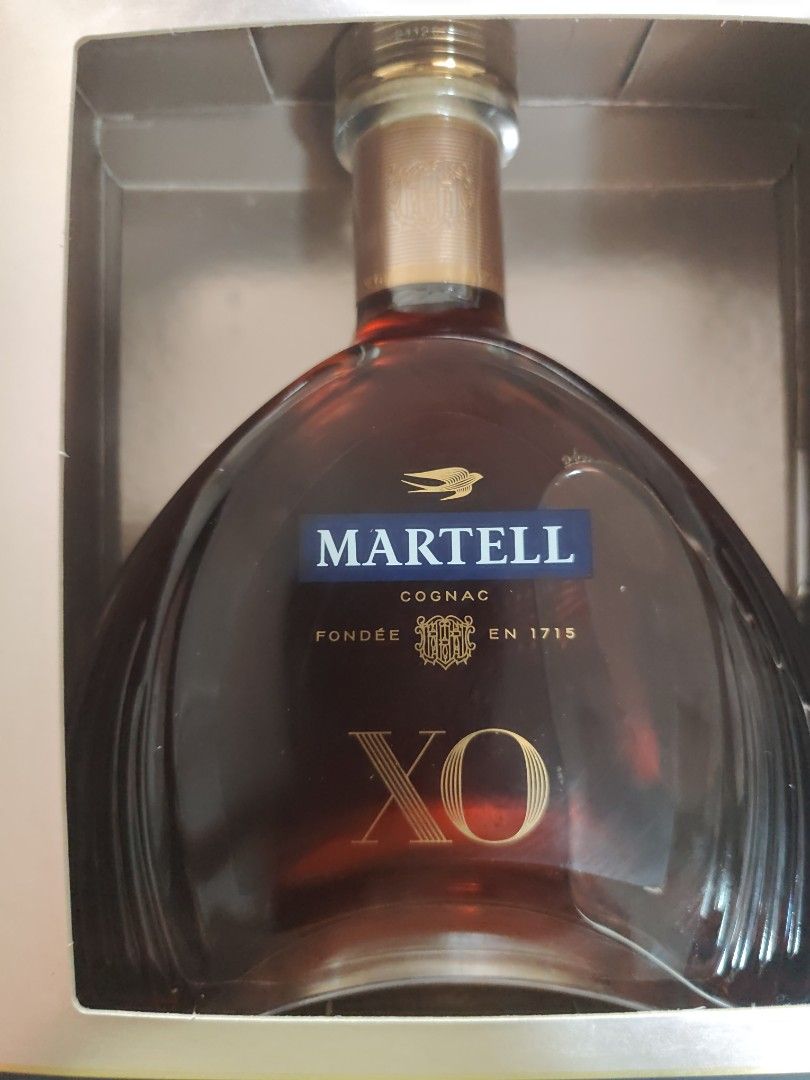 Martell XO Extra Old Cognac (Category: Beverages) located in Cavite. Submitted by payaso1317 (Listing ID 1464595307, Image 2). Description: - Martell XO Cognac - Extra Old (XO) designation - Founded in 1715 - Includes original box - Ideal for collectors or as a special gift.