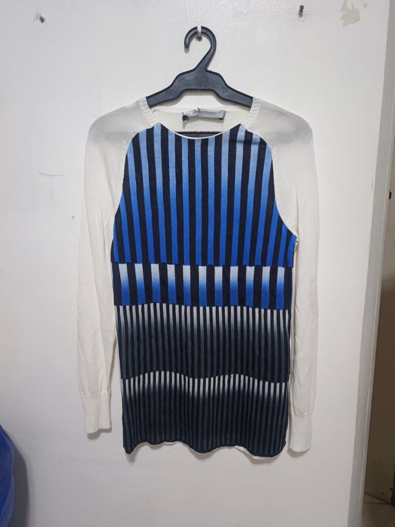 MAX MARA (Category: Longsleeves) located in Dasmarinas. Submitted by jessputrages (Listing ID 1464746245, Image 1). Description: For sale MAX MARA Excellent condition 700 plus shipping Pm for more detail.