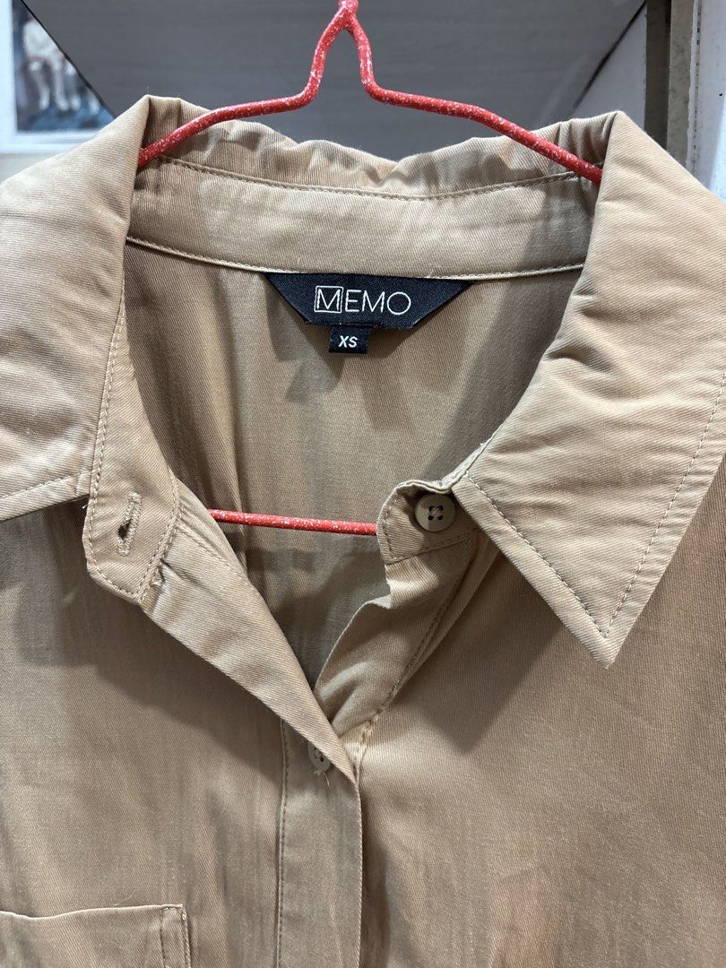 Memo Longsleeves Blouse (Category: Blouses) located in Quezon City. Submitted by den.declutters (Listing ID 1464645549, Image 2). Description: .