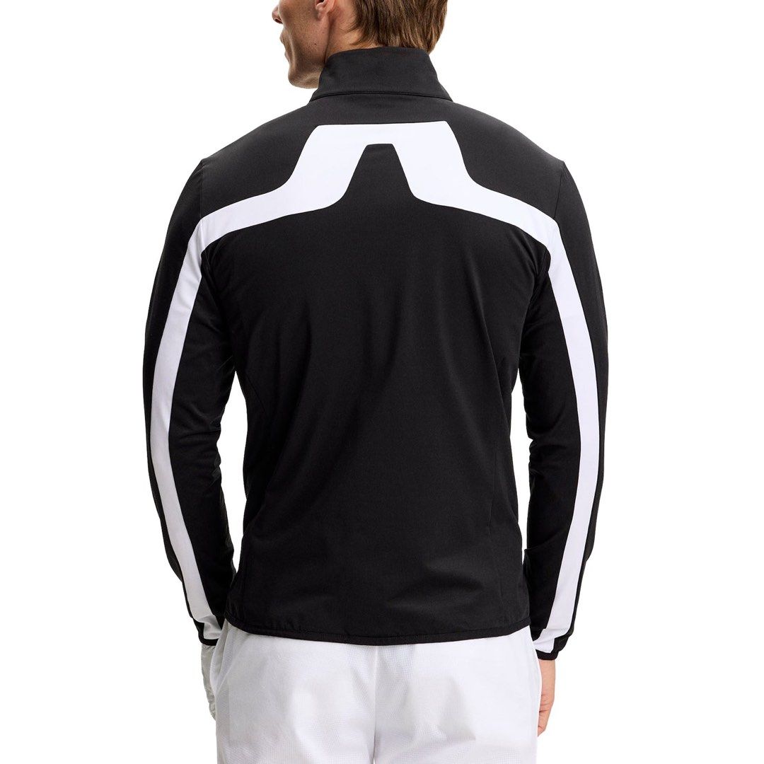 Mens - j.lindeberg Jarvis Golf Midlayer - Black (Category: Coats, Jackets and Outerwear) located in Bacolod City. Submitted by cdargg (Listing ID 1464741523, Image 2). Description: Mens - J.Lindeberg Jarvis Golf Midlayer - Black Size: Medium Dimension: Width - 18 Length - 27 Flawless Authentic DM ME.
