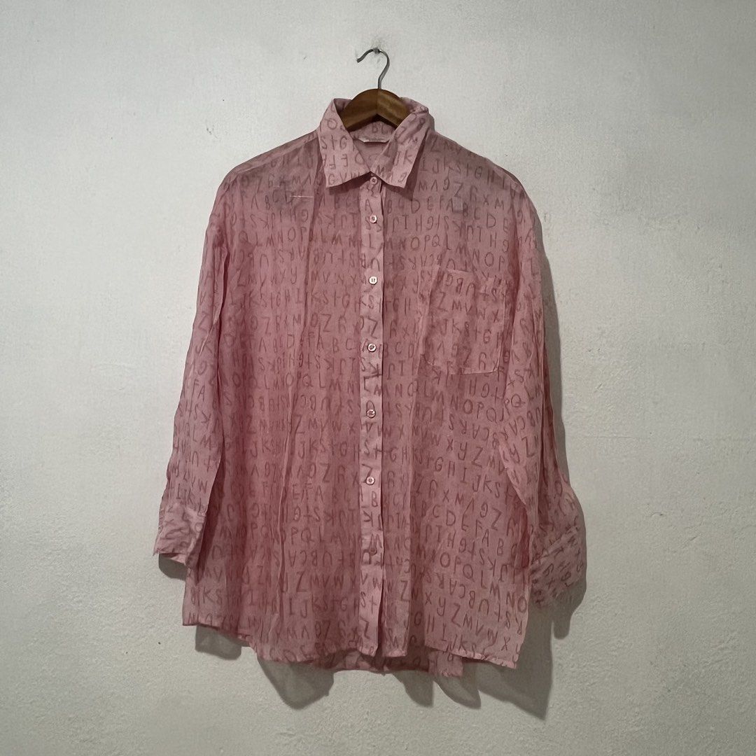 SALE !!! Men's Button down Pink Shirt Long Sleeves [Large] (Category: Tshirts & Polo Shirts ) located in Quezon City. Submitted by jpsstore (Listing ID 1464639893, Image 1). Description: Size: Large Width: 24" Length: 25" Sleeve: 19" No issue MOP: Gcash SHIPPING: J&t | Lalamove.