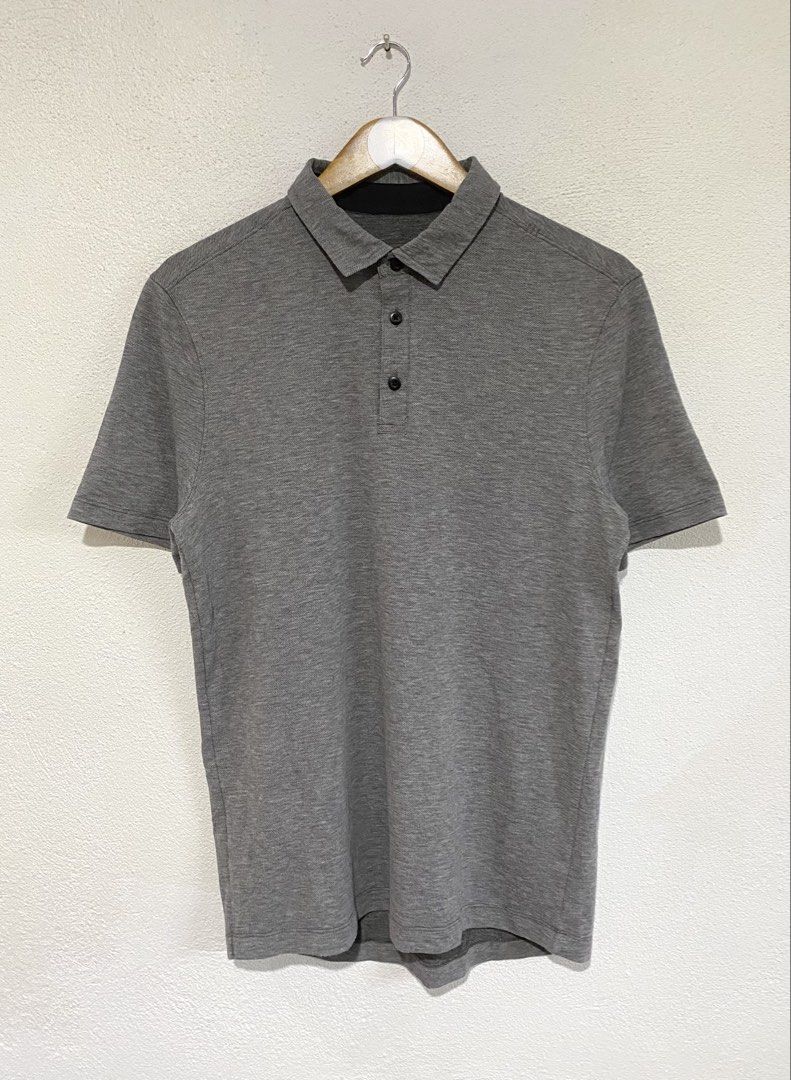 Men’s Lululemon Polo Shirt (Category: Tshirts & Polo Shirts ) located in Goa. Submitted by dandd_thrift_goods (Listing ID 1464700091, Image 1). Description: ▪️ SIZE ON TAG: Cut tag pero pasok Small to medium ▪️DIMES: Length 28.2| Width 19.5 ▪️COLOR RATE: 10/10 ▪️CONDITION: 10/10 ▪️ISSUE: ❌ .