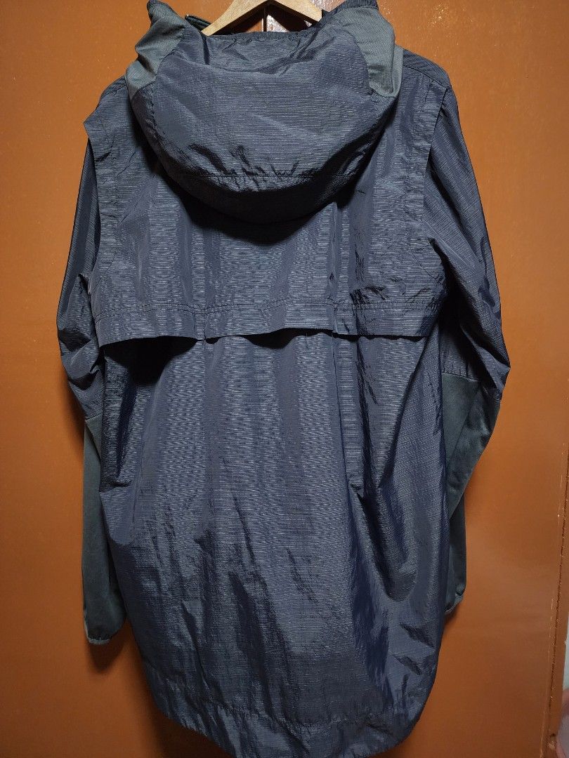 Men's Nike Oregon Ducks Quarter-Zip Pullover Hoodie Jacket (Category: Coats, Jackets and Outerwear) located in Tanza. Submitted by coki27 (Listing ID 1464646899, Image 3). Description: See detailed pics for info Meetup/Pickup: Tanza Cavite Shipping: LBC/JnT/LALAMOVE TY 😁🙌.