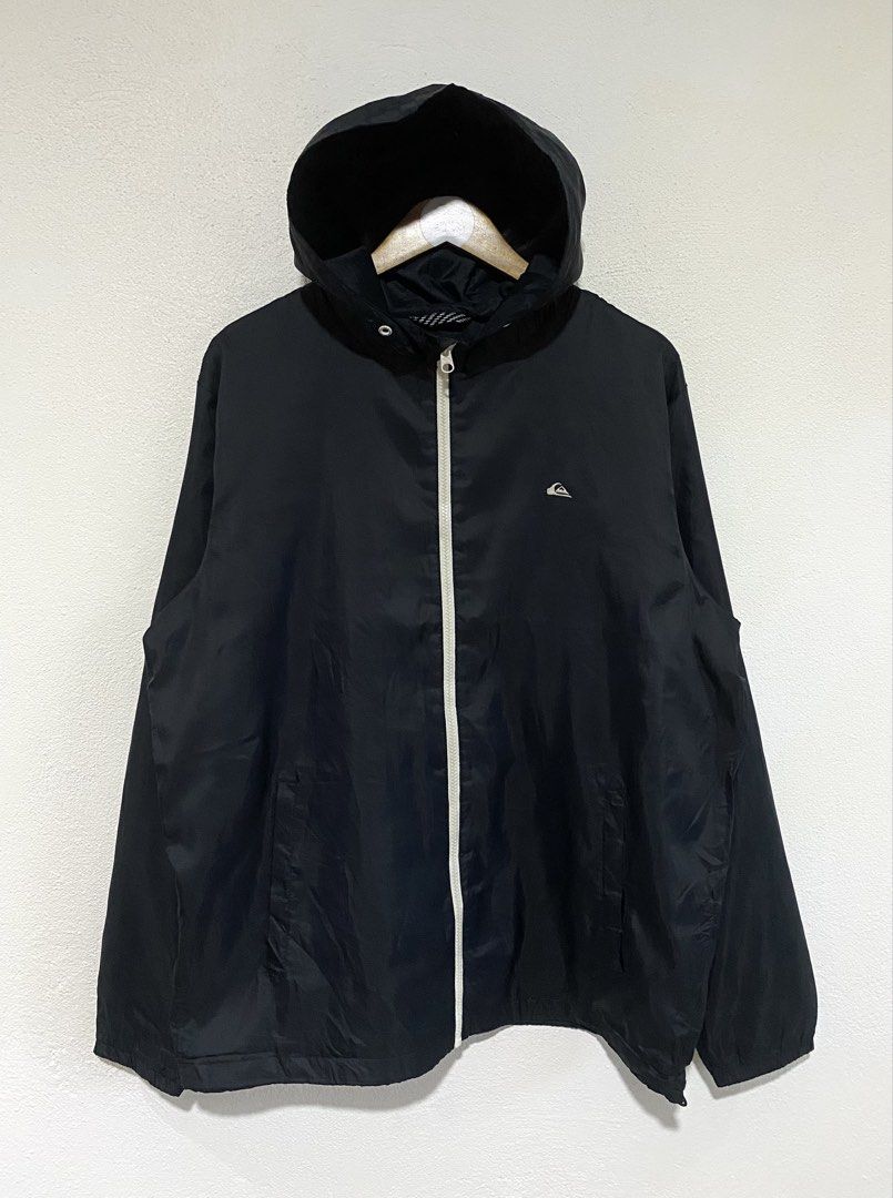 Men’s Quicksilver Windbreaker (Category: Coats, Jackets and Outerwear) located in Goa. Submitted by dandd_thrift_goods (Listing ID 1464711680, Image 1). Description: ▪️ SIZE ON TAG: Large ▪️DIMES: Length 30.3| Width 24.7 ▪️COLOR RATE: 10/10 ▪️CONDITION: 9.5/10 ▪️ISSUE: Scratches.