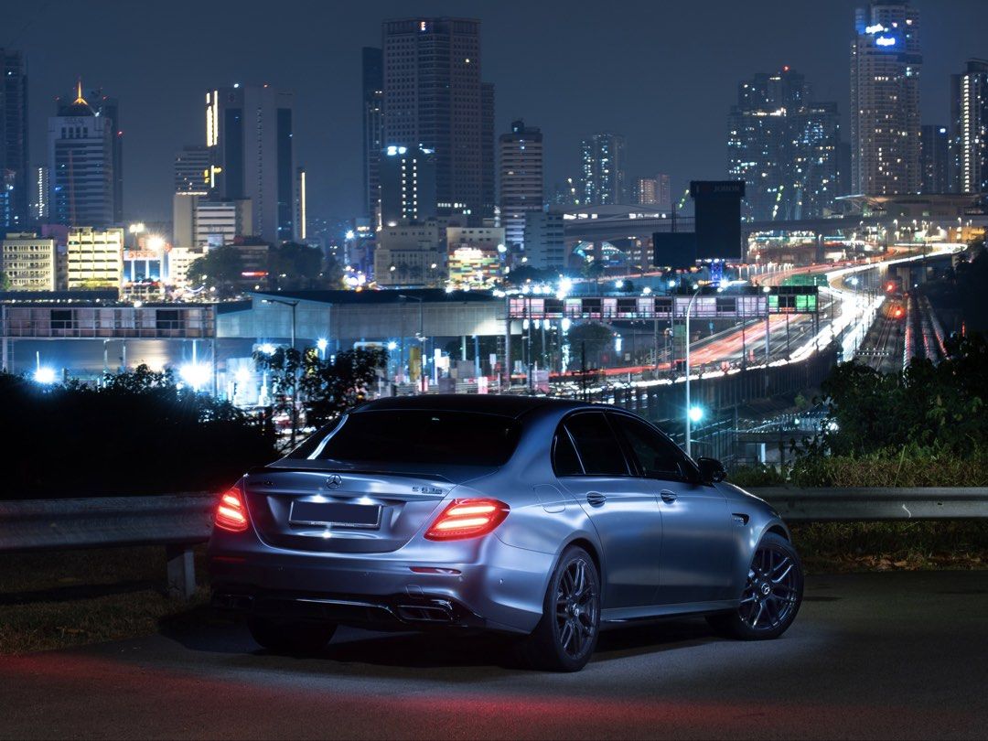 Mercedes-Benz AMG E-Class Saloon E63 S AMG 4MATIC + (A) (Category: Used Cars) located in Singapore. Submitted by covfefe (Listing ID 1464680175, Image 2). Description: AMG 4.0L V8 bi turbo engine producing 603bhp, 850nm torque. 0-100km/h in 3.4s . 9 speed AMG speedshift auto transmission. All wheel drive. 20” AMG rims. Carbon fibre center console. 360 reverse camera view. Burmester sound system. Ventilated seats. Selectable performance exhaust sy
