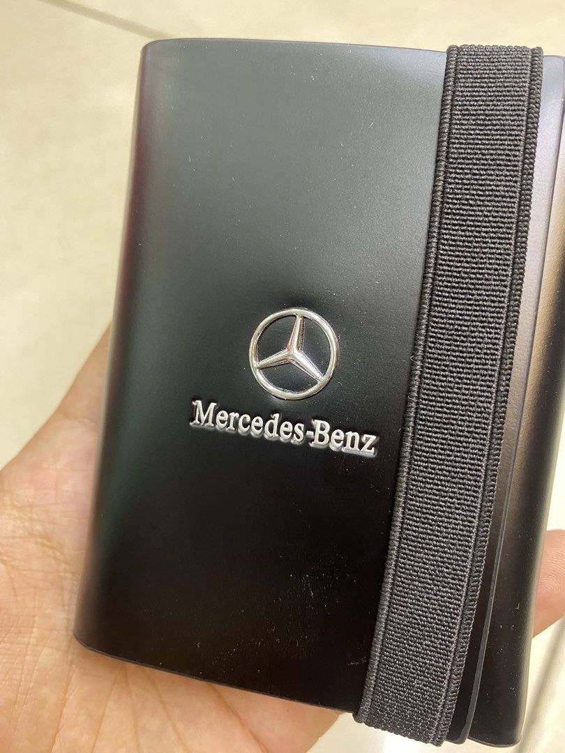 Mercedez Benz Card Holder (Category: Luxury Bags & Wallets) located in Manila. Submitted by l.amnlgarments (Listing ID 1464738436, Image 2). Description: PU (Leather(.