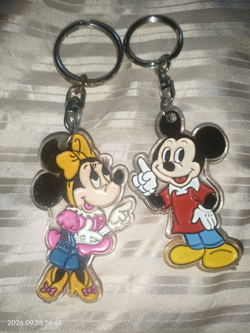 MICKEY AND MINNIE KEYCHAIN (Category: Announcements) located in Cavite. Submitted by annek_annek (Listing ID 1464743717, Image 1). Description: PLEASE DM FOR MORE INFO ITEMS ARE STILL FROM SURPLUS, PLEASE DO MANAGE OUR EXPECTATION. MOP : BDO,BPI,GCASH,MARIBANK MOD: LALAMOVE, FLASH EXPRESS.