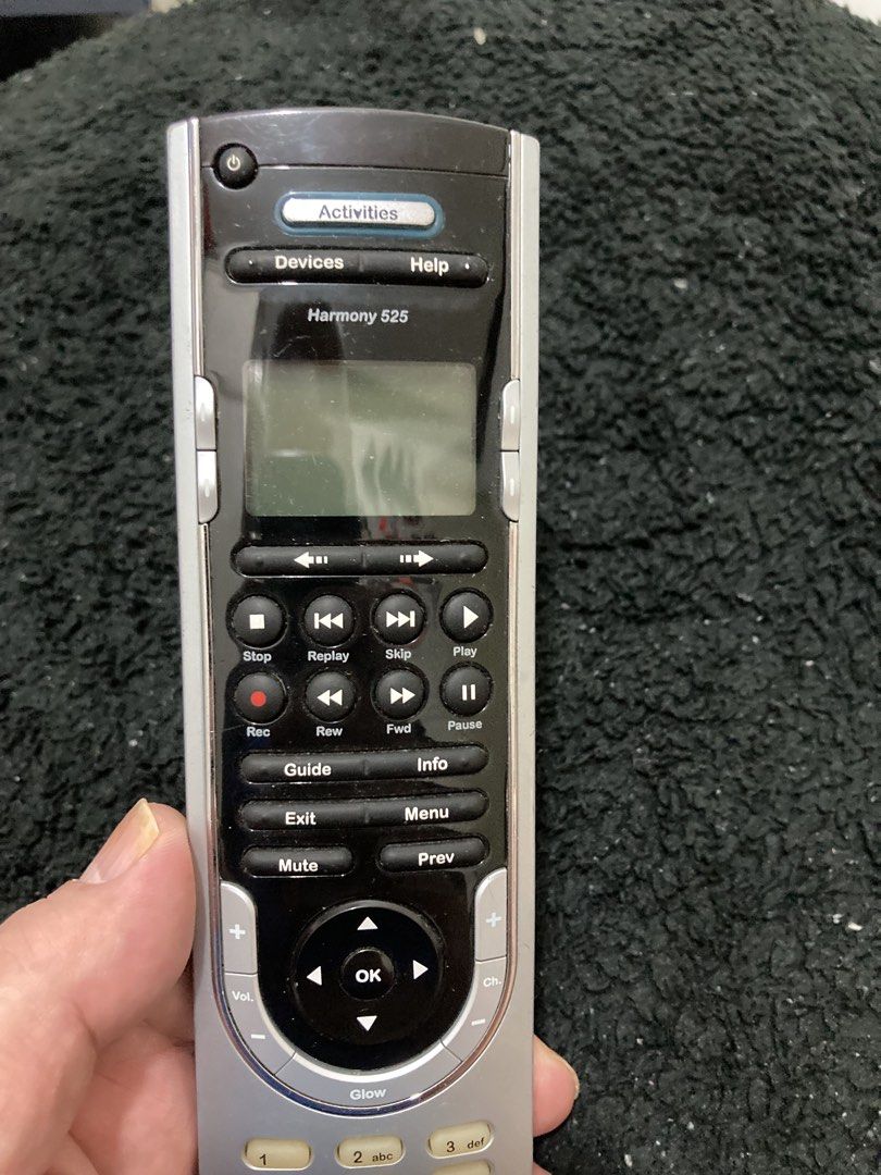 Microsost 525 programable remote controller (Category: Other Accessories) located in Paniqui. Submitted by swiftdragon.c69cc8 (Listing ID 1464652338, Image 1). Description: .