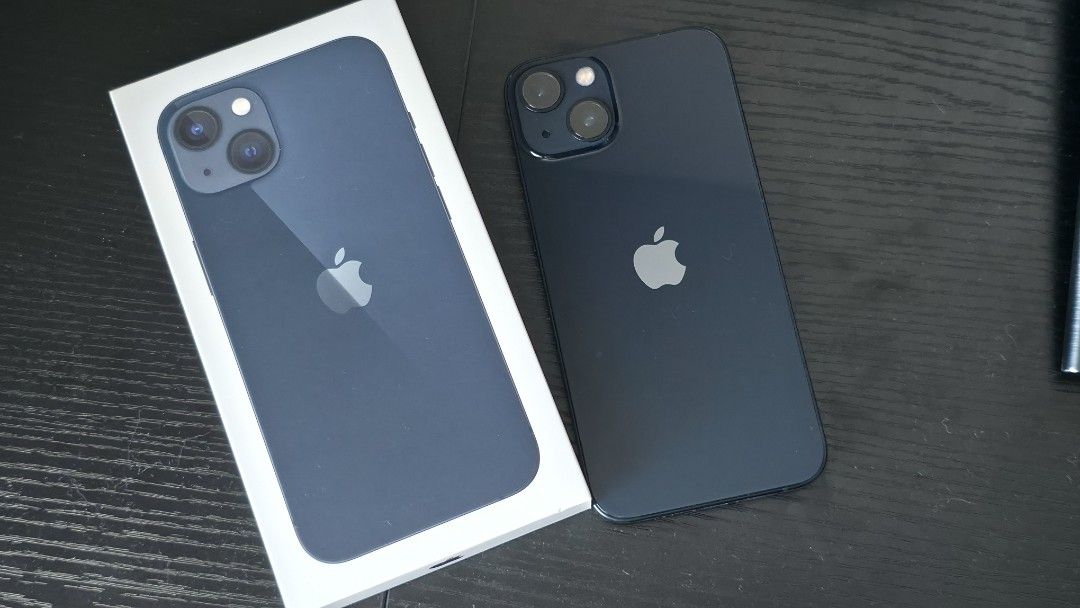 [FINAL PRICE] iPhone 13 (128GB) (Category: iPhone 13 Series) located in Taguig. Submitted by decluttering-no-trades (Listing ID 1464604890, Image 1). Description: ⌚️ Final price already posted. don't waste my time 🚫 no to resellers, barat, and everything 💩 🔋 87% battery health 📲 iOS 26.2.1 🔏 privacy glass installed, free elago case 👌🏻 no cosmetic issue at all 📶 factory unlocked 📍 meetup at Venice Mall, SM Aura, or Bonifacio High Street o
