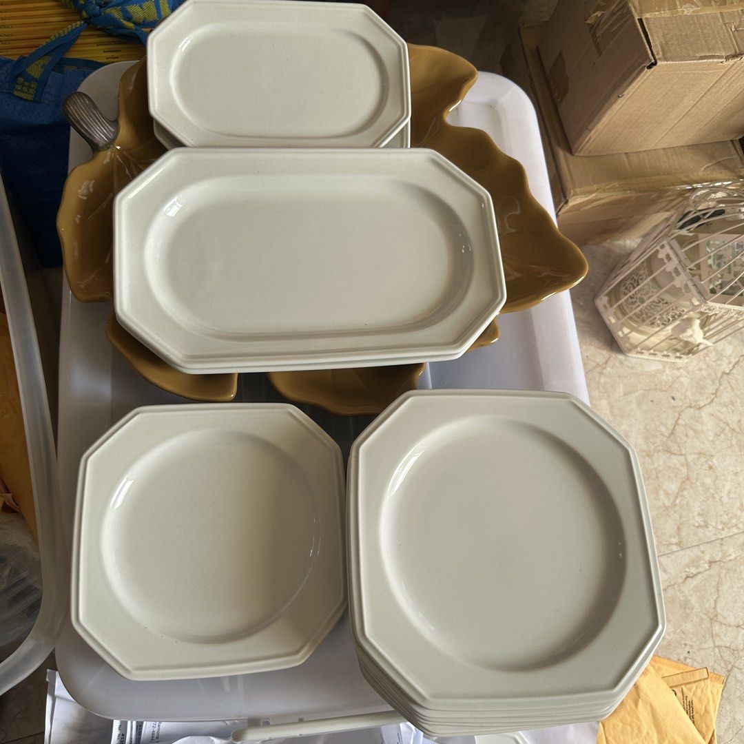 Mikasa White Dinner Set plates (Category: Dinnerware & Cutlery) located in Kawit. Submitted by wevibevintage (Listing ID 1464604344, Image 1). Description: 8 inches square -7 pcs 7 inches square -4 pcs 12 inches square - 2pcs 11 inches long - 2pcs 8 inches long - 2 pcs.