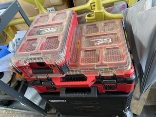 （分類：）位於 。 由 tong9213 提交（商品編號 1464578984，圖片 1）。簡介： 。