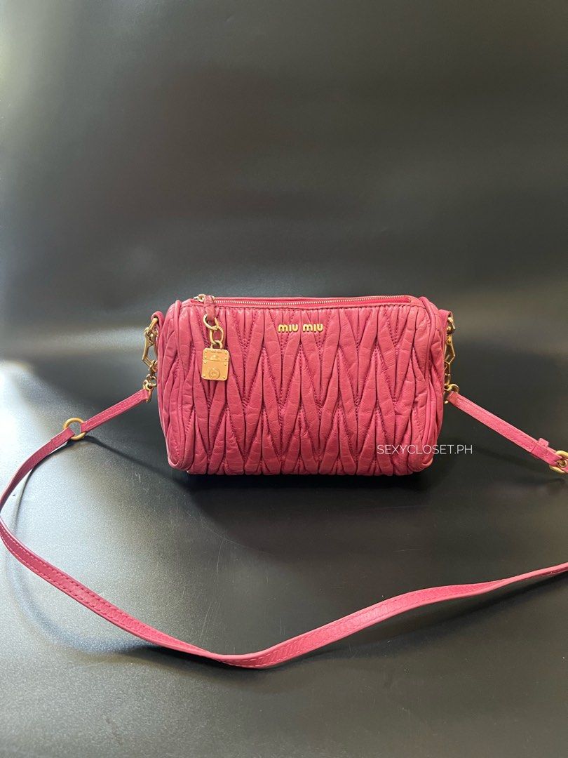 MIU MIU matelassé crossbody (Category: Luxury Bags & Wallets) located in Cebu City. Submitted by sexyclosetph2.0 (Listing ID 1464650247, Image 1). Description: In great condition Leather can be restored (with milk conditioner or any for the leather restoration) Still very gold hardwares Check all details posted Lampo underzip Clean inside and outside.