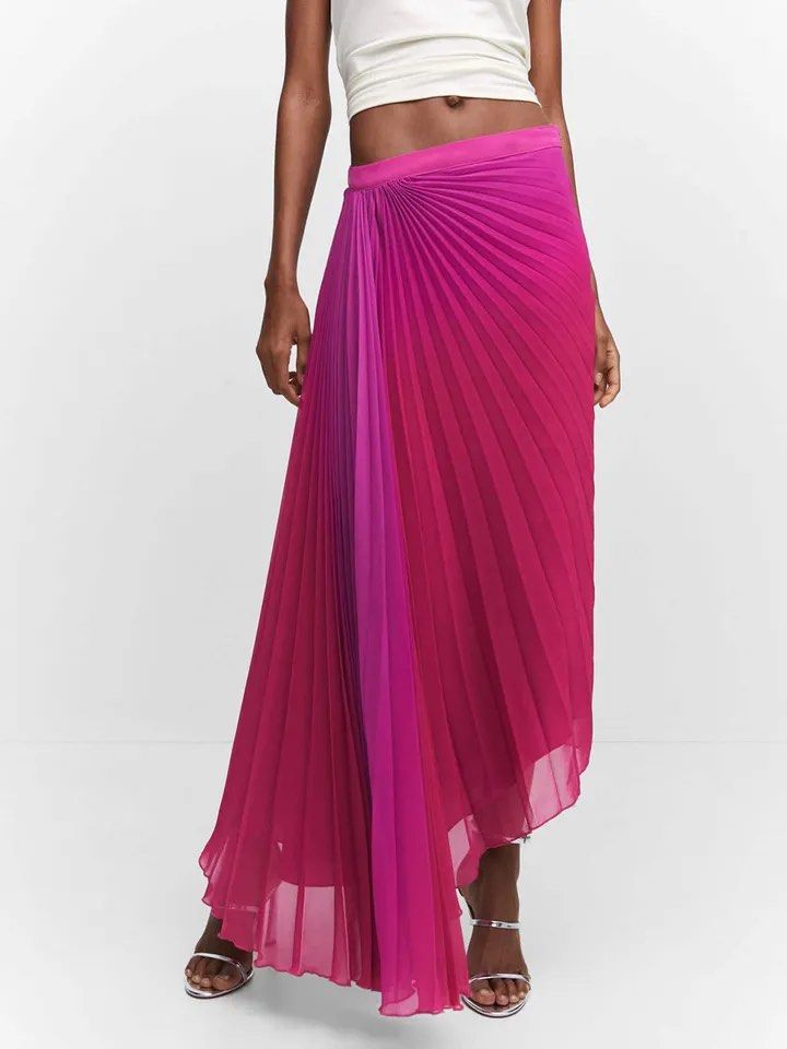 MNG asymmetrical skirt (Category: Skirts) located in Tarlac. Submitted by giannisdeclutters4106 (Listing ID 1464690665, Image 2). Description: New with tag Small Fits 27” waist Super pretty!!.