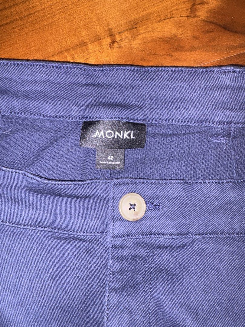 Monki Square Pants (Category: Jeans) located in Antipolo. Submitted by maiplus (Listing ID 1464713369, Image 3). Description: Monki Size 42 fits L-XL frame soft denim, slightly stretchy waist— 30-34” hips— 38” 📍Antipolo City.