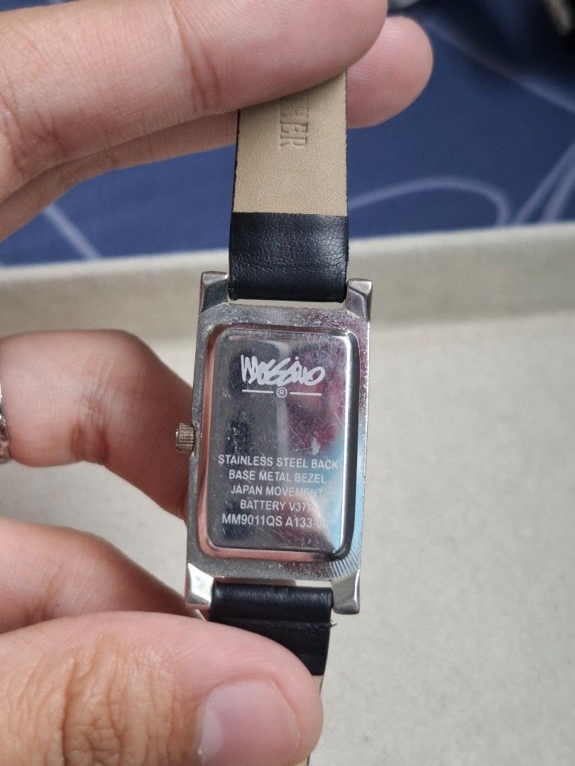 Mossimo Watch (Category: Women's Watches) located in Abucay. Submitted by icia_marie18 (Listing ID 1464578056, Image 2). Description: Mossimo Watch issues: dirty dial, changed straps, loose back case but di naman po natatanggal basta-basta, minor scratches https://docs.google.com/document/d/1I_M68TTDUD5tK50Sb05XvoD-tLdJxZakxW4op9uavV0/edit?usp=drivesdk.