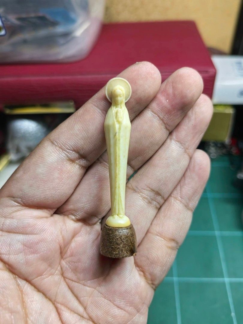 Mother Mary (Category: Religious Items) located in Cebu City. Submitted by dudes_villanueva (Listing ID 1464575117, Image 1). Description: Mother Mary Material: Plastic Resin 📌 In excellent condition 📌 Pang lagay sa dashboard ng sasakyan..