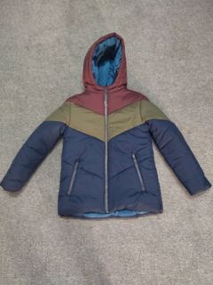 (Category: ) located in . Submitted by st3preloved (Listing ID 1464748309, Image 1). Description: .