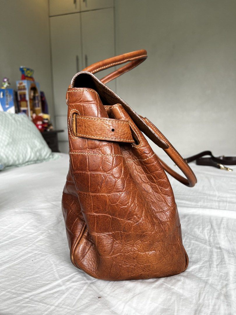 Mulberry Bayswater handbag (Category: Luxury Bags & Wallets) located in Antipolo. Submitted by itsme_ghelsonn (Listing ID 1464598074, Image 3). Description: Message me for more picture .