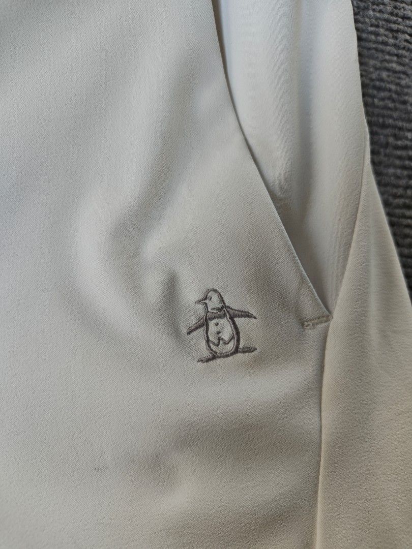 Munsing Wear Golf Short Pants - White (Category: Golf) located in Midsayap. Submitted by indigoventure (Listing ID 1464652977, Image 2). Description: Measurements: Waist line - 32 to 34 Length - 21.5 Excellent Condition no issue Care instructions Machine Wash Closure type Button Rise style Mid Rise About this item . 2023 Spring/Summer Model · MGMVJD53 · Anti-see-through,anti-fouling, heat shielding, cooling (effect), 2-way stretch, UV CUT (UPF 50