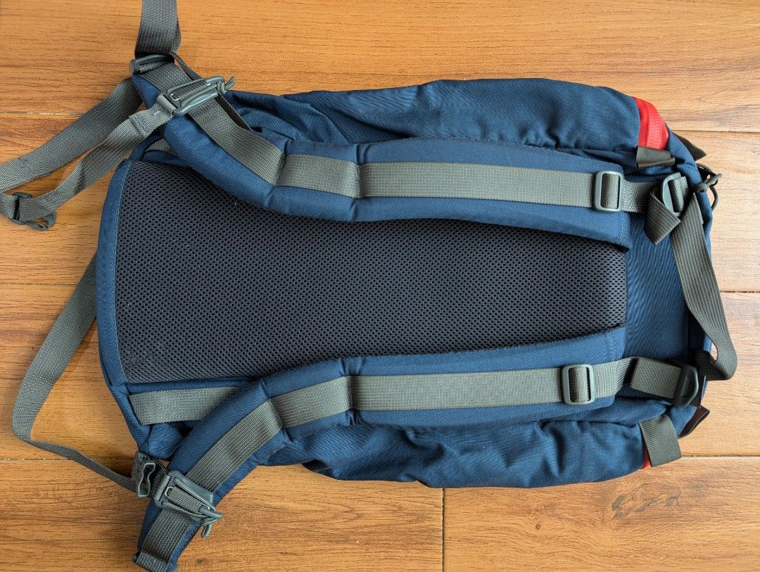 Mystery Ranch Urban Assault Nightfall Backpack (Category: Backpacks) located in Naga. Submitted by kenshin78 (Listing ID 1464731502, Image 3). Description: - Authentic Mystery Ranch Urban Assault backpack - Color: Nightfall blue with stylish red zipper accents - Iconic 3-way zip design for quick and easy access to the main compartment - Durable fabric construction built to last - Comfortable padded shoulder straps and back panel - Sturdy YKK zipp