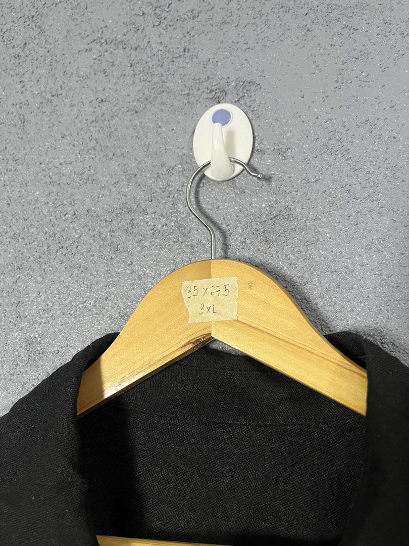 N’ Japan Utility Shirt (Category: Longsleeves) located in Famy. Submitted by basicthrifted (Listing ID 1464702717, Image 3). Description: - Color: Solid black - Size: Tagged 4L (Standard fit) - Design: Utility style with double chest pockets and front button closure - Sleeves: Long sleeves with buttoned cuffs - Material: 95% polyester, 5% polyurethane - Condition: Clean look, versatile and easy to match.