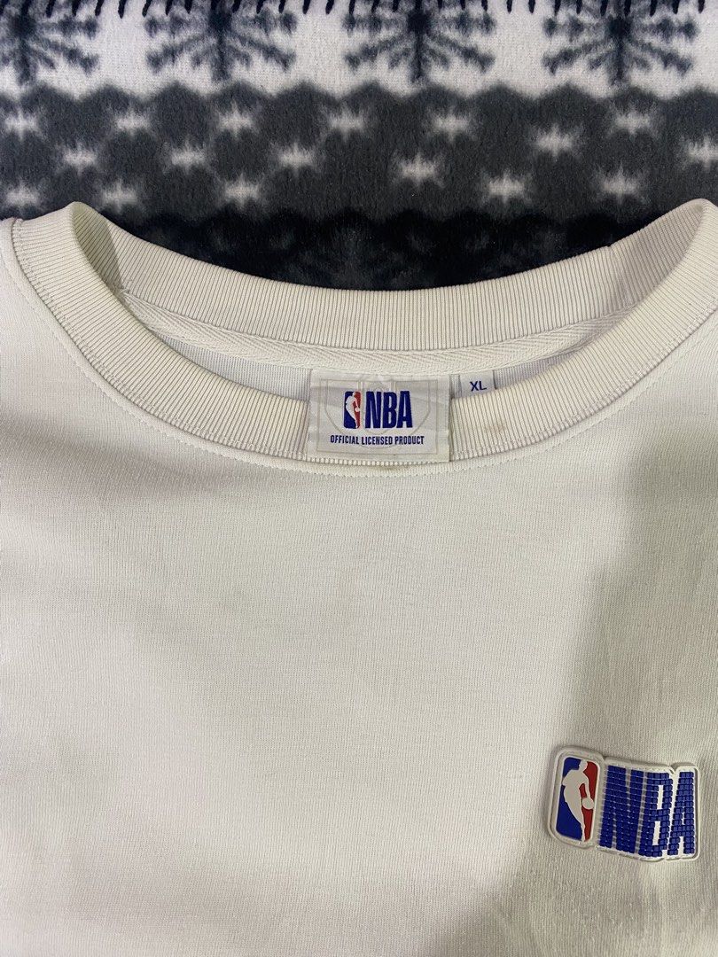 NBA (Category: Coats, Jackets and Outerwear) located in General Santos City (Dadiangas). Submitted by nokkie_thrift (Listing ID 1464655317, Image 3). Description: NBA Excellent condition Dimes 26x29 Issue : washable stain.