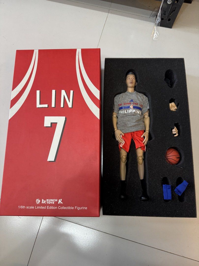 NBA Jeremy lin 1/6 scale (Category: Figurines & Statues) located in Paranaque City. Submitted by icko007 (Listing ID 1464749392, Image 2). Description: NBA Jeremy lin 1/6 scale Bib no issue (what u seen is what u get) Price 4.8k Only 🔥🔥 No Rush Shipping/ Dibs Now Pay now Location Paranaque Payment Gcash/Bpi Shipping Lalamove/Lbc Buyers Risk / Fee ‼️Seller is not responsible for: lost, stolen, or damaged packages..