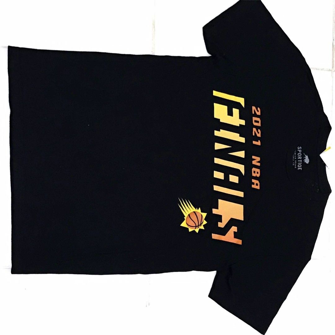 NBA PHOENIX SUNS FINALS GRAPHIC TEE SHIRT MEDIUM (Category: Tshirts & Polo Shirts ) located in Cavite. Submitted by justthrift06 (Listing ID 1464692852, Image 2). Description: DIMENSION 19X28 GOOD CONDITION SHIPPING NATIONWIDE.
