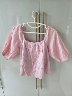 (Category: ) located in . Submitted by cl3armywardrob3 (Listing ID 1464668315, Image 1). Description: .