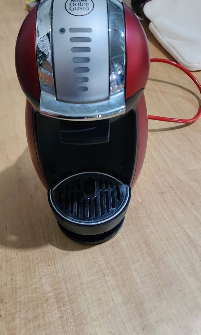 Nescafe dolce gusto Genio 2 (Category: Coffee Machines & Makers) located in Baguio. Submitted by coffeesilvershadow_28 (Listing ID 1464684815, Image 1). Description: - From HK box - With signs of usage but still in great condition - Tested and working well. 250 V - Baguio dropping - Jnt shipping- Payment first plus sf.