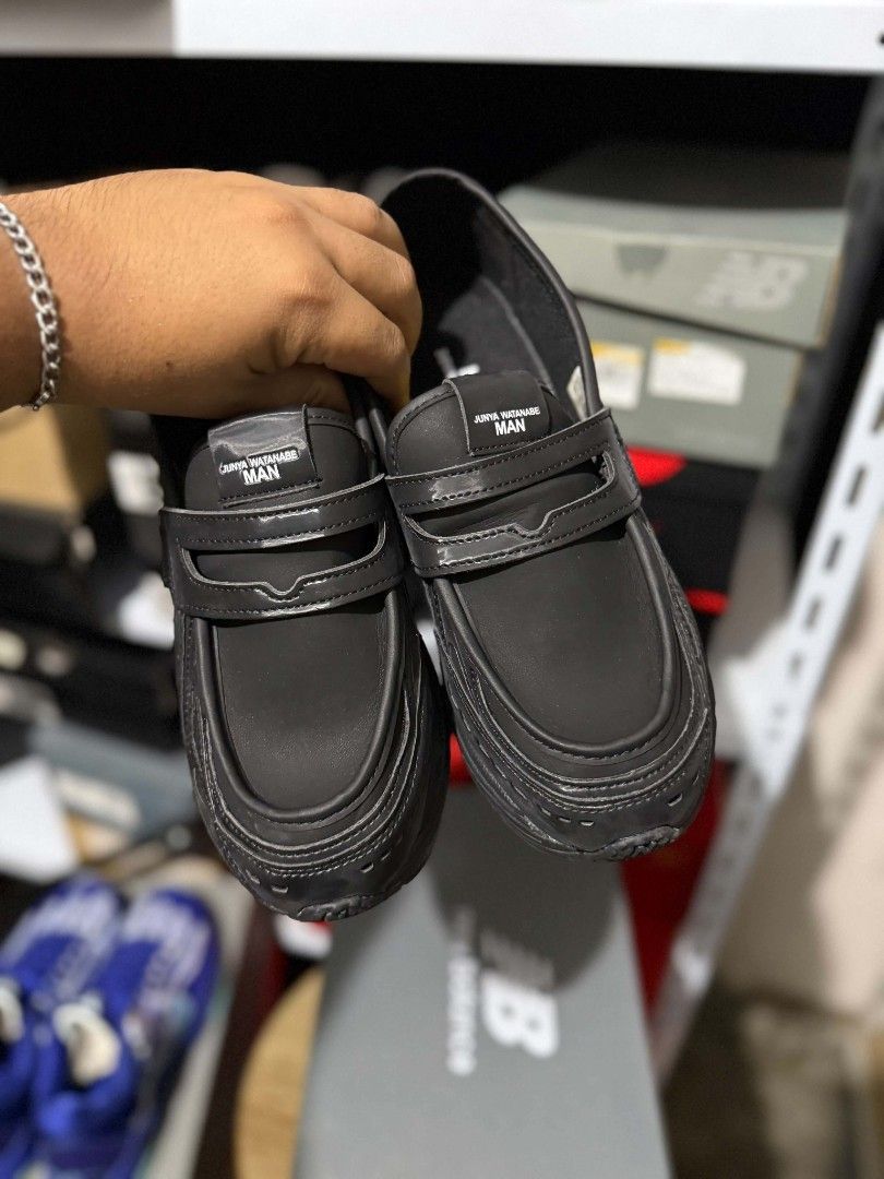 New Balance 1906L Junya Watanabe (Category: Sneakers) located in Manila. Submitted by patinacollectives2.0 (Listing ID 1464748177, Image 3). Description: New Balance 1906L Junya Watanabe Size 9US 42.5EUR (BEST TIER AND QUALITY) Brand new condition with box Used once Bought for 3k+ 2000+SF Marikina location Shipping via Lalamove or J&T.