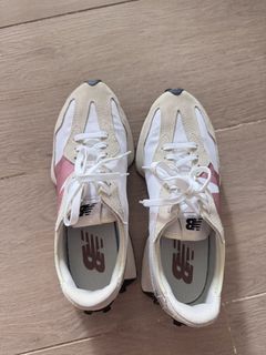 （分類：）位於 。 由 yyeenn7 提交（商品編號 1464631527，圖片 1）。簡介： 。