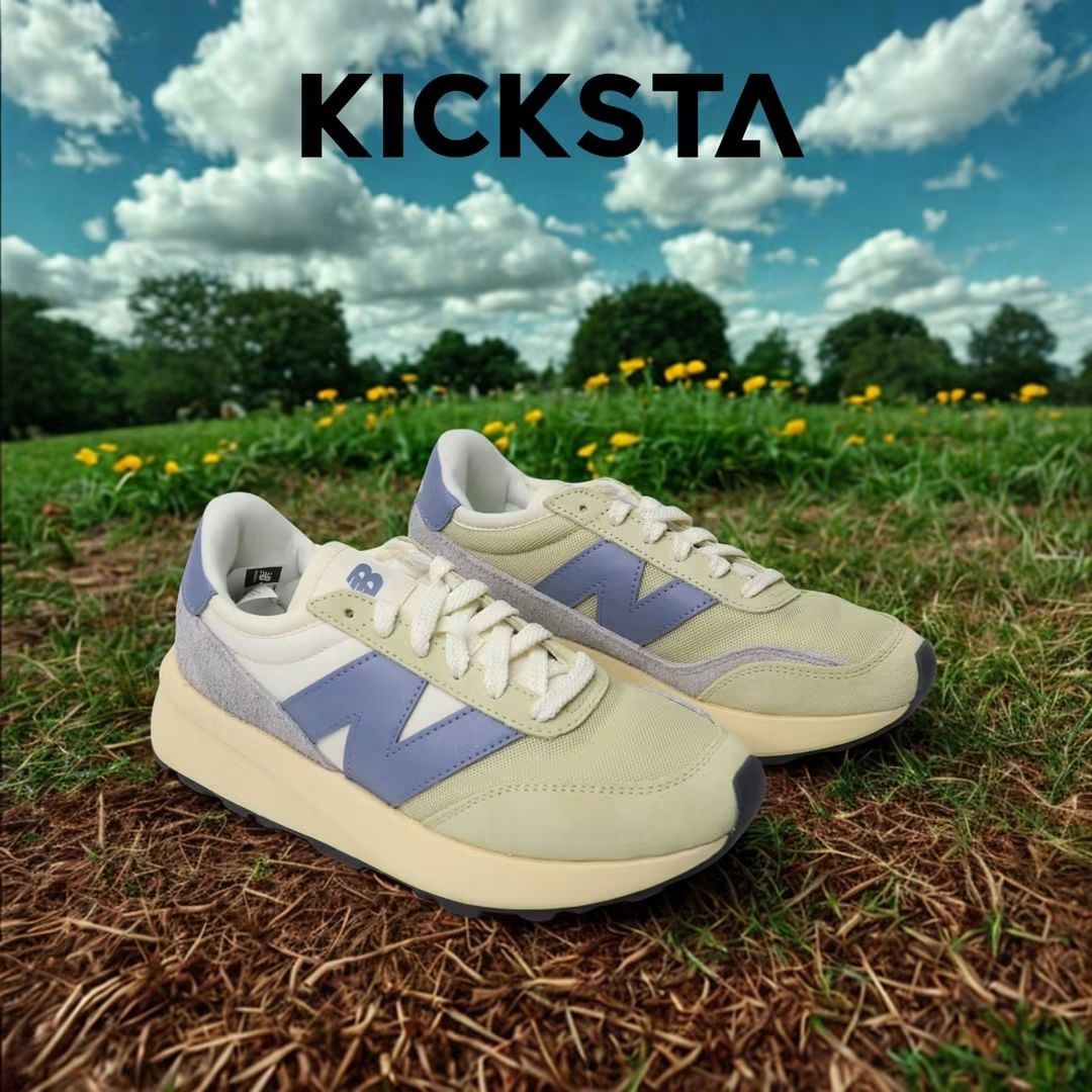 New Balance 370 U370VA Morel (Category: Sneakers) located in Pasig City. Submitted by edie_boy25.27312 (Listing ID 1464670140, Image 2). Description: "🔥 New Balance 370 U370VA Morel 🔥 SIZES AVAILABLE : 🚹 8.5US - 10US Men 🚺 10W - 11.5W Women 💸 SRP : Below SRP 💰 Our Price : Php 2,195 💯Every item we sell is 100% Legit, Original and Authentic ✨ 📦 🚚 We ship nationwide across the Philippines. For further assistance, feel free to message here. 