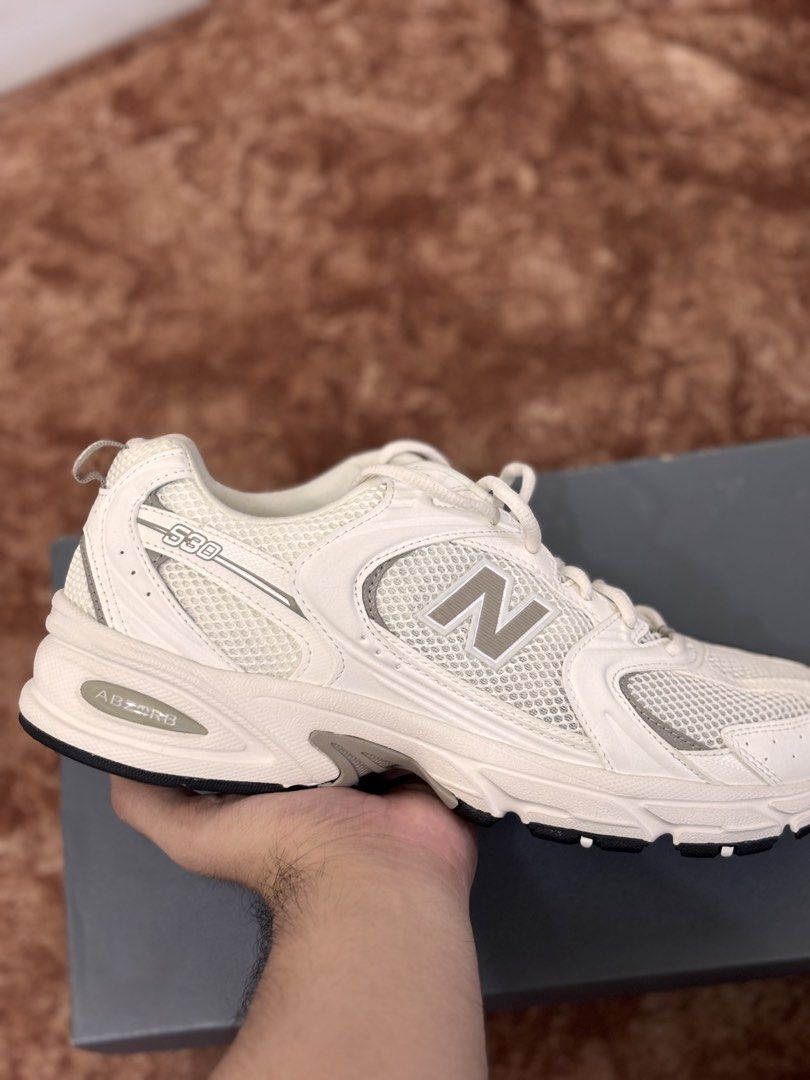 New balance 530 (Category: Casual Shoes) located in Taguig. Submitted by kai.exe (Listing ID 1464710959, Image 1). Description: Newbalance 530 (Cream white) Size 43 US, 9.5 Euro Brandnew and original Open for nego .