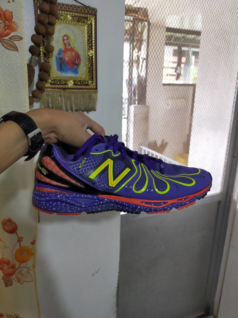 New Balance 890v3 Boston Marathon (Category: Sneakers) located in Manila. Submitted by patinacollectives2.0 (Listing ID 1464749374, Image 2). Description: New Balance 890v3 Boston Marathon Size 9US 42.5EUR (2013) Very rare and special pair Inspiration behind the new 1890 silhouette Pair is only released during the Boston Marathon Special features include glow in the dark materials (check last photo) 1300+SF Marikina location Shipping via Lalamove