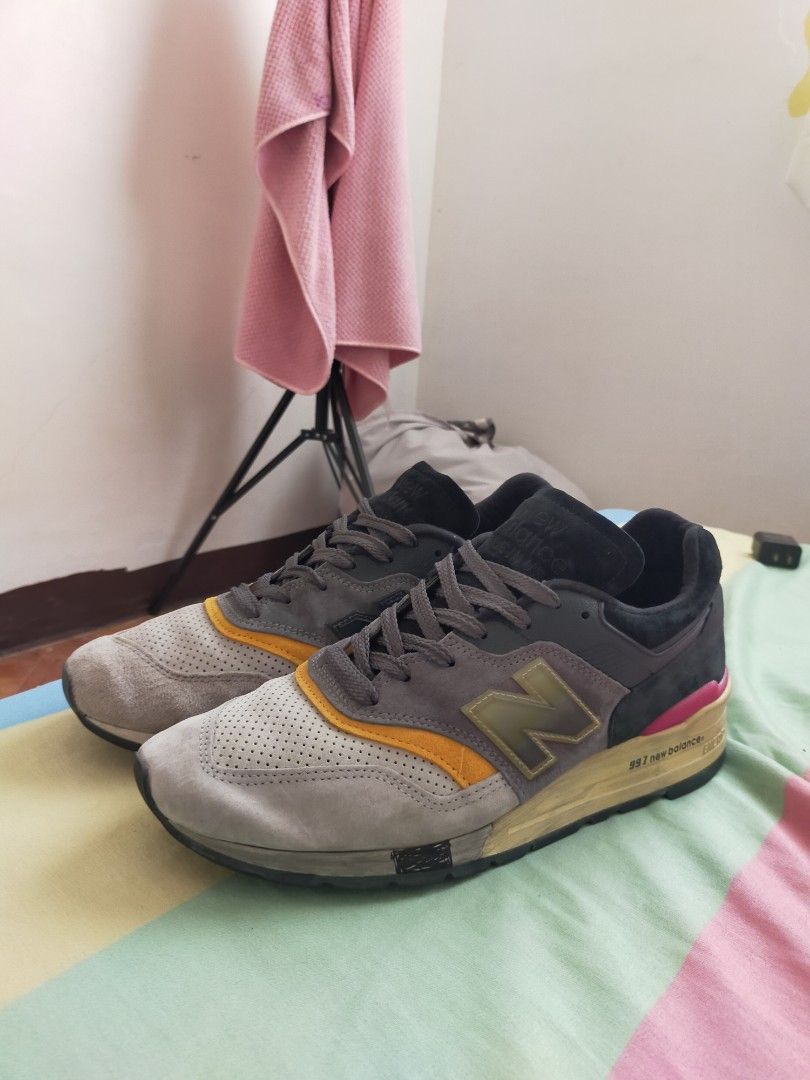 New Balance 997 Concepts Montage (Category: Sneakers) located in Manila. Submitted by patinacollectives2.0 (Listing ID 1464746844, Image 1). Description: New Balance 997 Made in USA x Concepts "Montage" U997CNP Size 9.5US 43EUR Barely used not more than 5x Minor signs of usage only No box Really good condition Canada release bought from New Balance website The design mimicks grunge culture hence the aged look. This shoe came pre-distressed brand 