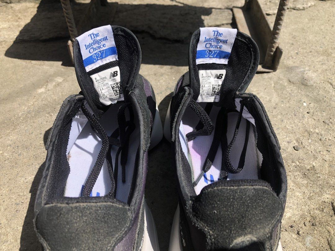 NEW BALANCE (black and white) (Category: Casual Shoes) located in Manila. Submitted by thriftyah_23 (Listing ID 1464587056, Image 3). Description: minsanan lang nagamit 5.5US 5 UK 38 EU 235 MM Made in Vietnam Fabrique an Vietnam.